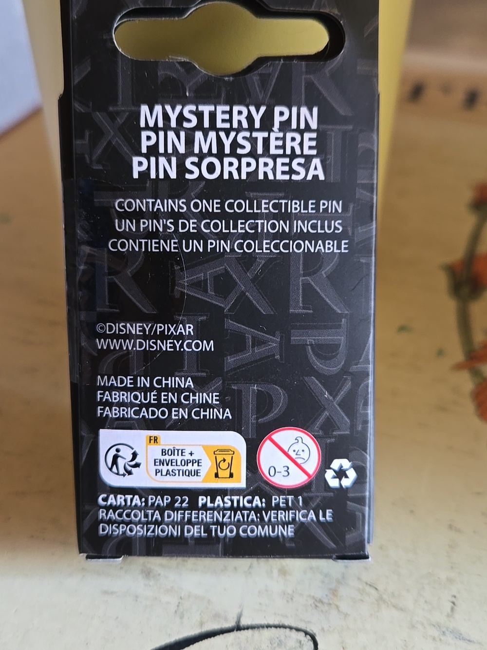 Loungefly Mystery Enamel Pin - Pixar Stained Glass - Picture 2 of 2